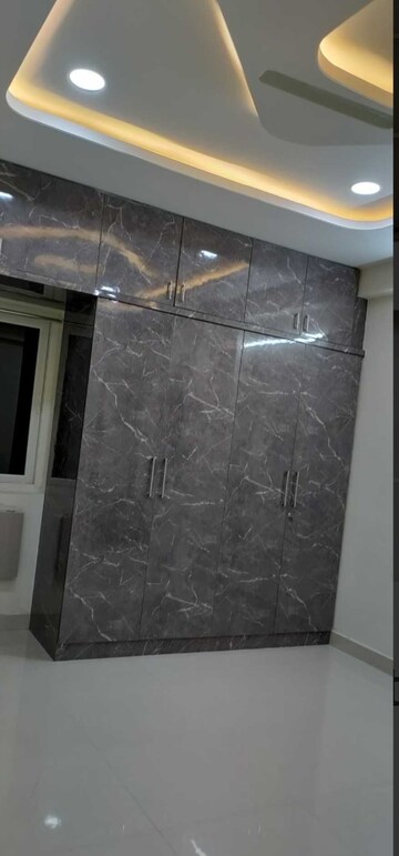 Furnished Amenities in 2 BHK Apartment at HPR Lakefront, Hafeezpet – for Rent