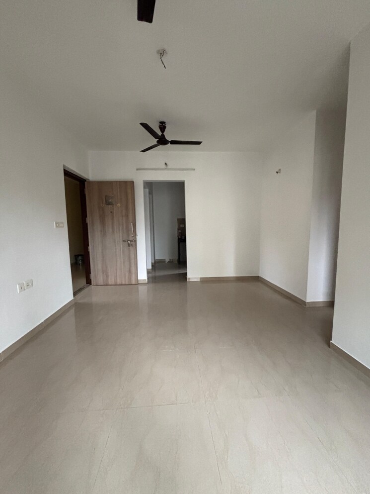 Room, lodha-casa-rio 1.5 Bedroom 584 Sq.Ft. Apartment In Dombivli East Thane 9015995