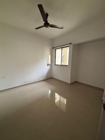 Room in 1.5 BHK Apartment at Lodha Casa Rio, Dombivli East – for Sale