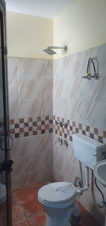 Bathroom in 1 BHK Builder Floor at Ignou Road – for Rent