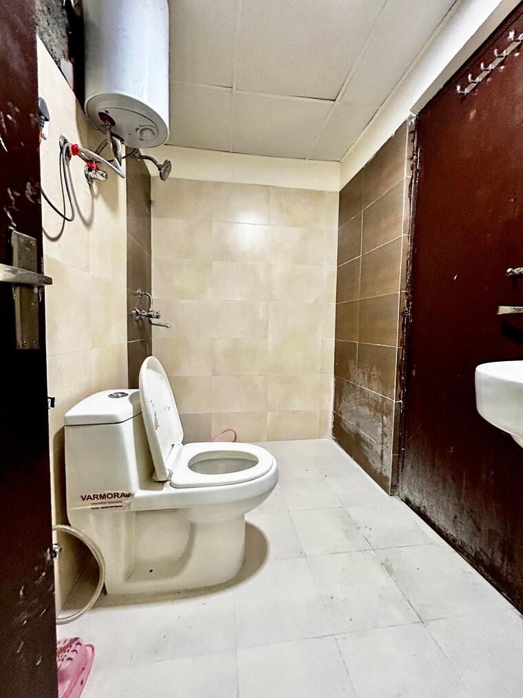 Bathroom, kw-srishti 2 Bedroom 1040 Sq.Ft. Apartment In Raj Nagar Extension Ghaziabad 9016005