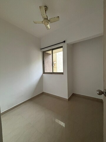 Room in 1.5 BHK Apartment at Lodha Casa Rio, Dombivli East – for Rent