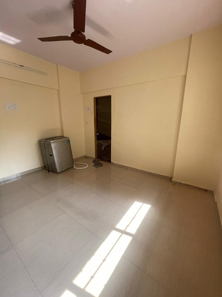 Room, happy-valley 2 Bedroom 1050 Sq.Ft. Apartment In Manpada Thane 9016039