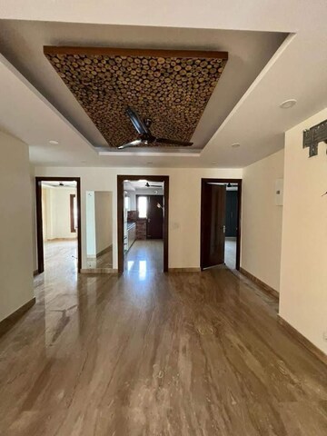 Room in 3 BHK Builder Floor at Sushant Lok 3, Sector 57 – for Rent