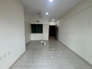 Room in 2 BHK Apartment at Sheth Auris Serenity Tower 2, Malad West – for Rent
