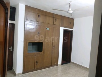 Kitchen in 3 BHK Builder Floor at Sector 27 – for Rent