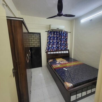 Bedroom in 2 BHK Apartment at Koregaon Park – for Rent