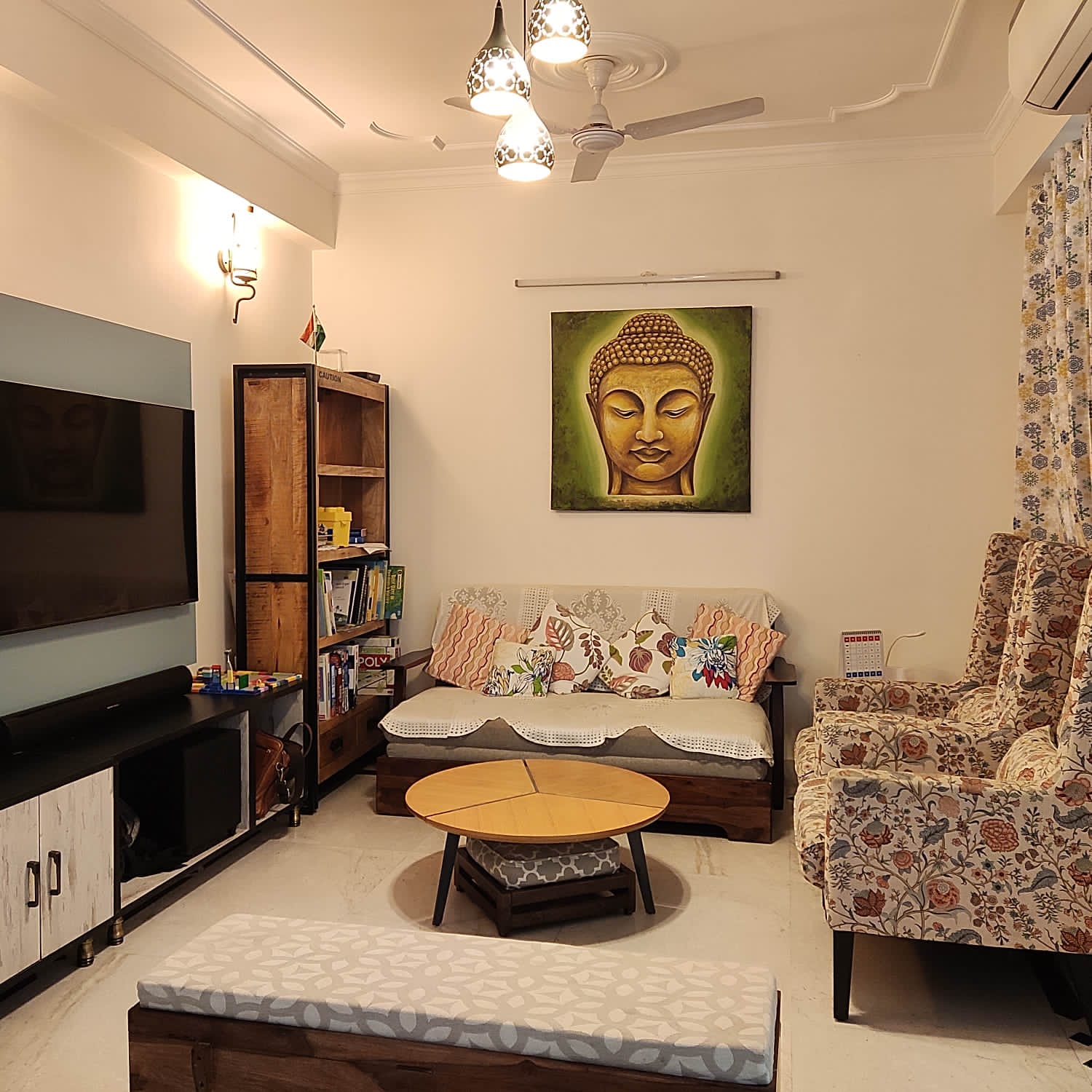 2 BHK + Extra Room Apartment For Rent in Lords Apartment Sector 19