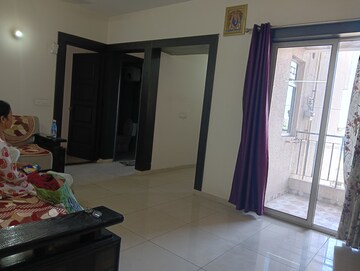 Bedroom in 2 BHK Apartment at Landcraft Golflinks Plaza, Pandav Nagar – for Rent