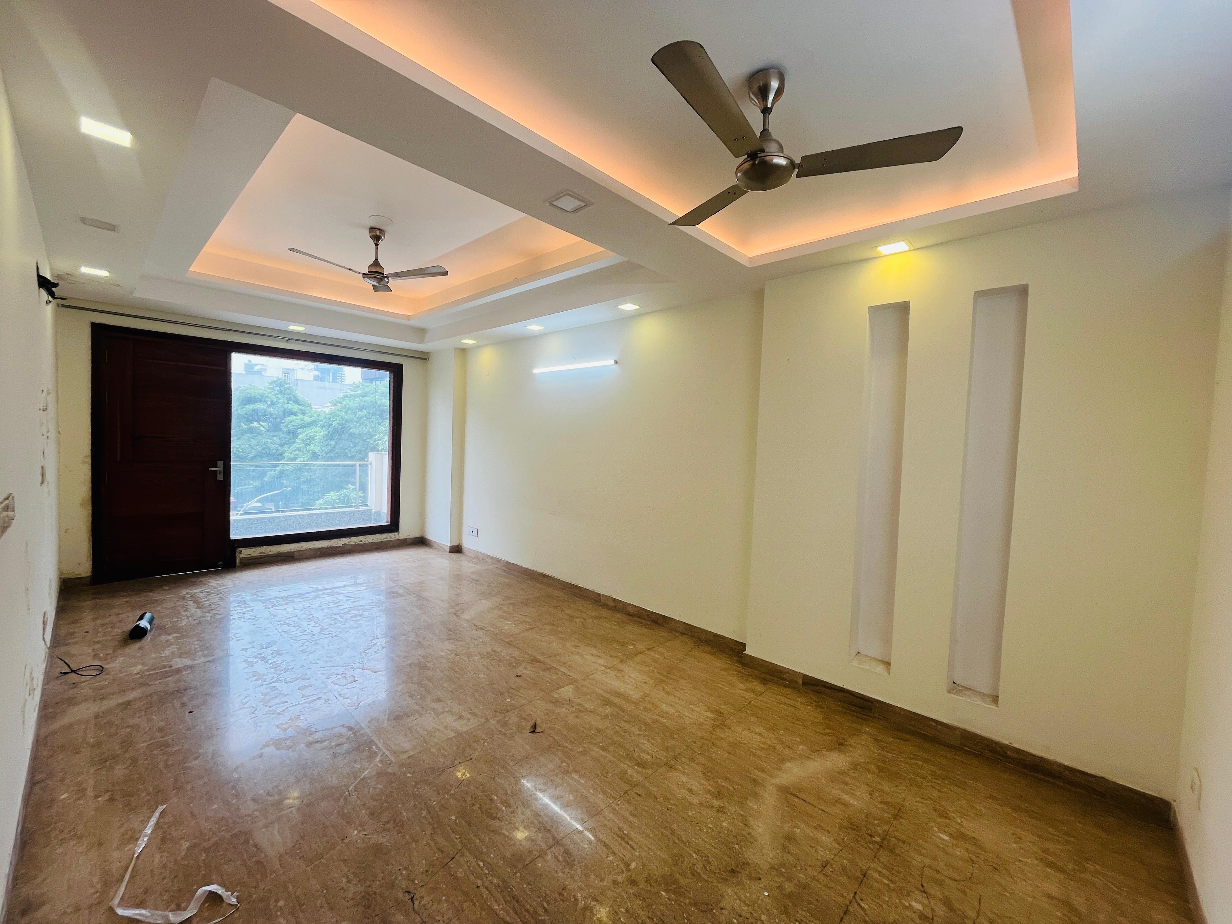 4 BHK Builder Floor For Rent in Sushant Lok III