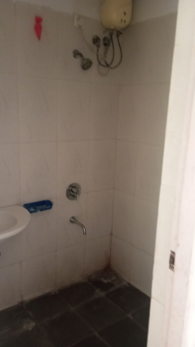 Bathroom, lodha-casa-rio 2 Bedroom 686 Sq.Ft. Apartment In Dombivli East Thane 9016095