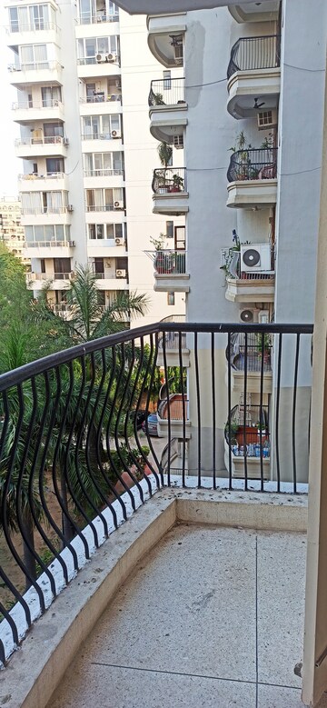 4 BHK Apartment – Exterior View View at Tarika CGHS, Sector 43 - for Rent