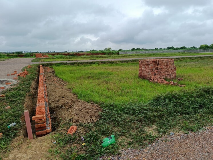 undefined, goverdhan  100 Sq.Yd. Plot In Goverdhan Mathura 9016132