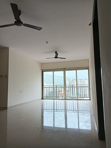 Room in 2.5 BHK Apartment at Arjun CHS Vasant Vihar, Vasant Vihar – for Sale