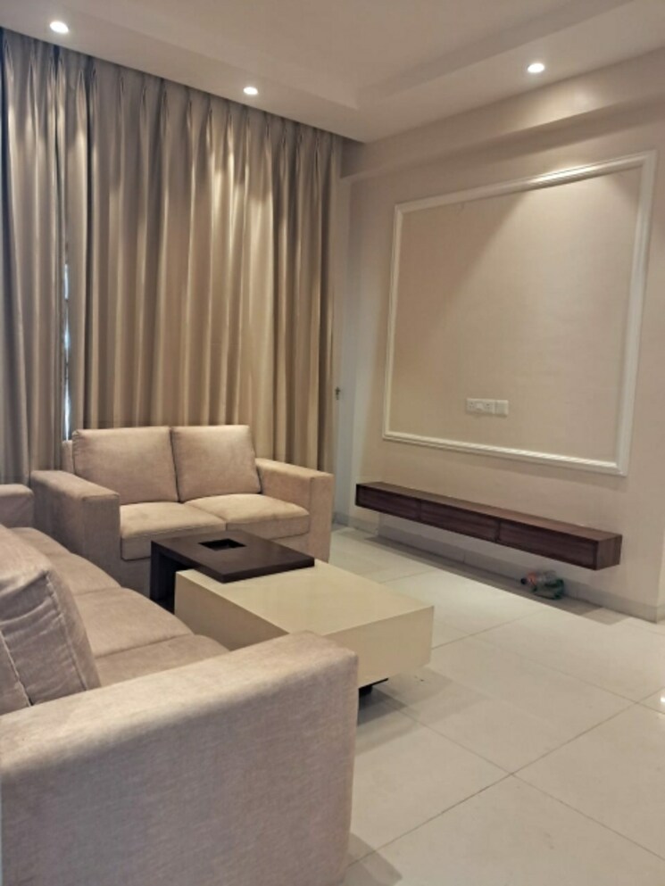 Living Room, ambala highway 3 Bedroom 130 Sq.Yd. Builder Floor In Ambala Highway Zirakpur 9016198