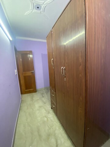 Building Lobby in 3 BHK Builder Floor at Safdarjung Enclave – for Rent