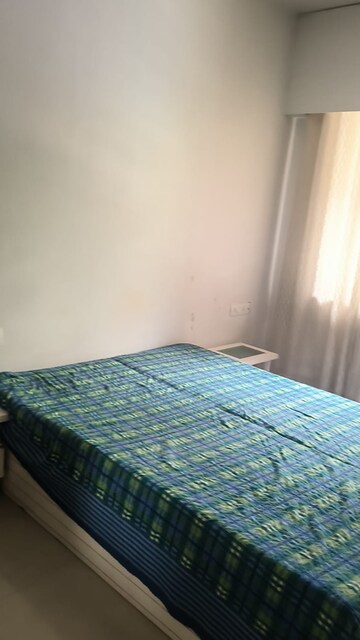 Bedroom in 2 BHK Apartment at K Raheja Palm Court, Malad West – for Rent