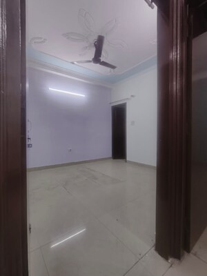 Room in 3 BHK Builder Floor at Maidan Garhi – for Sale