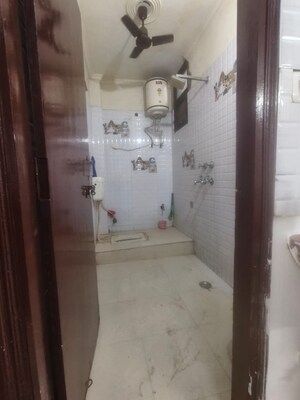 Bathroom in 3 BHK Builder Floor at Maidan Garhi – for Sale