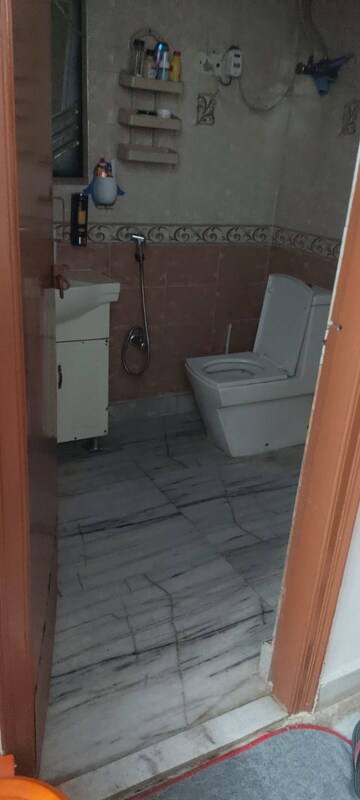Bathroom in 4 BHK Independent House at Vaishali Sector 5 – for Sale