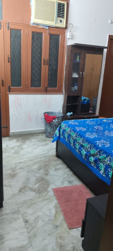Bedroom in 4 BHK Independent House at Vaishali Sector 5 – for Sale