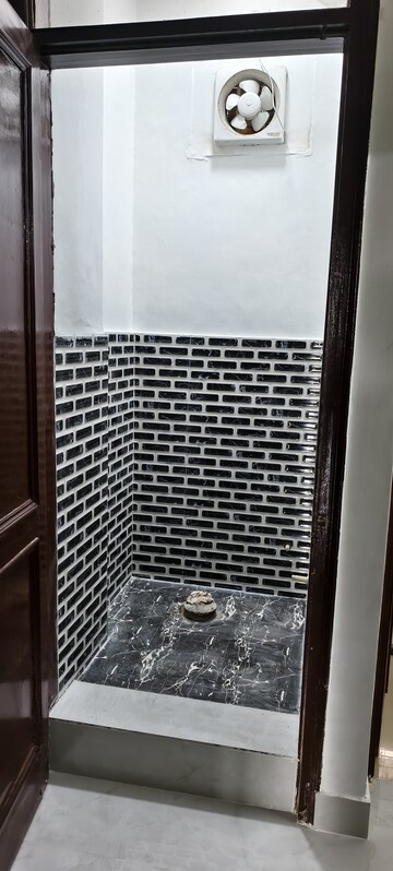 Balcony in 2 BHK Builder Floor at Lajpat Nagar – for Rent