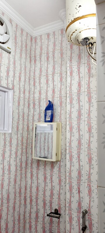 Bathroom in 2 BHK Builder Floor at Lajpat Nagar – for Rent
