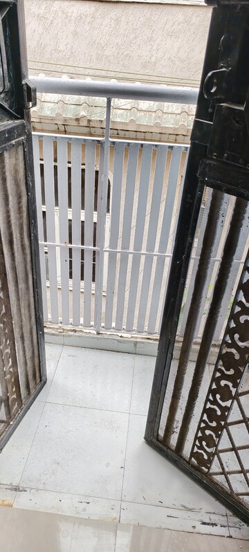 Balcony in 2 BHK Builder Floor at Lajpat Nagar – for Rent
