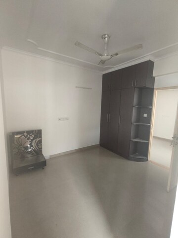 Room in 4 BHK Apartment at New Shivalik Society, Sector 51 – for Rent