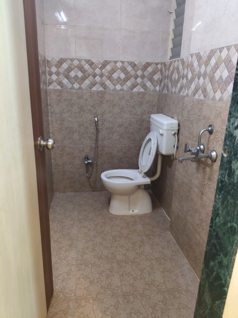 1 BHK Apartment For Rent in Kothari Orchid