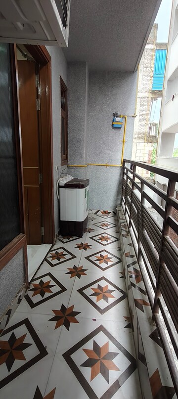Balcony in 1 BHK Apartment at Chattarpur – for Rent