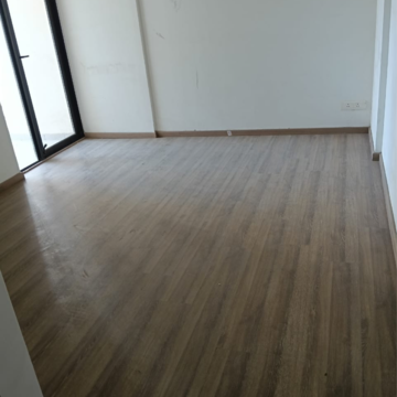 Room in 3 BHK Apartment at Smart World Gems, Sector 89 – for Sale