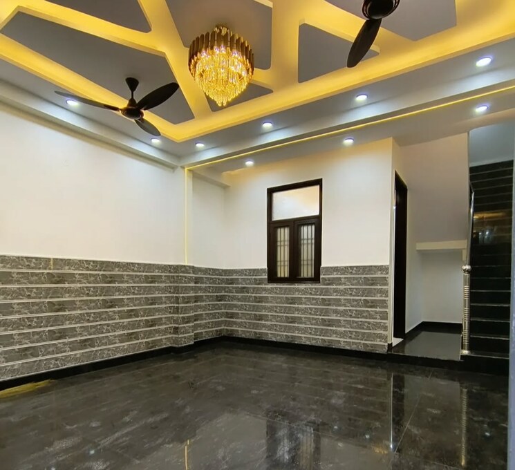 Bedroom, bptp-amstoria 3 Bedroom 250 Sq.Yd. Independent House In Sector 102 Gurgaon 9016283