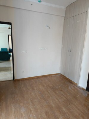 Room in 2 BHK Apartment at Prateek Grand City, Siddharth Vihar – for Sale