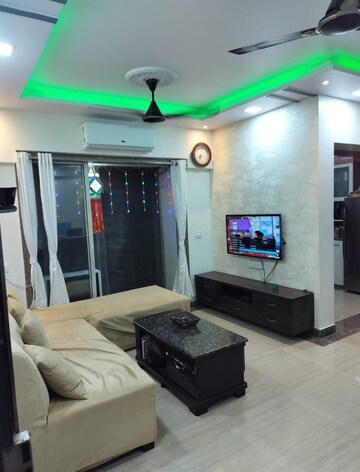 Living Room in 1 BHK Apartment at Siddhi Highland Park, Kolshet Road – for Sale