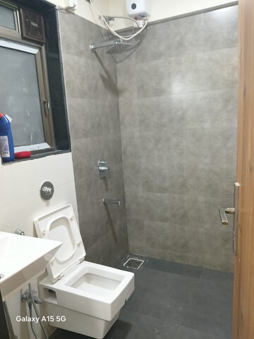 Bathroom in 4 BHK Apartment at Meenakshi Apartment, Goregaon East – for Sale