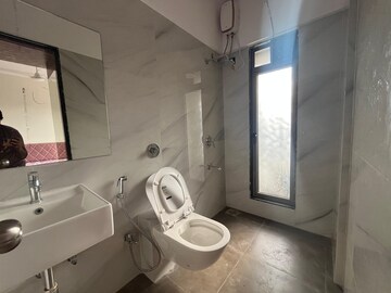 Bathroom in 4 BHK Apartment at Meenakshi Apartment, Goregaon East – for Sale