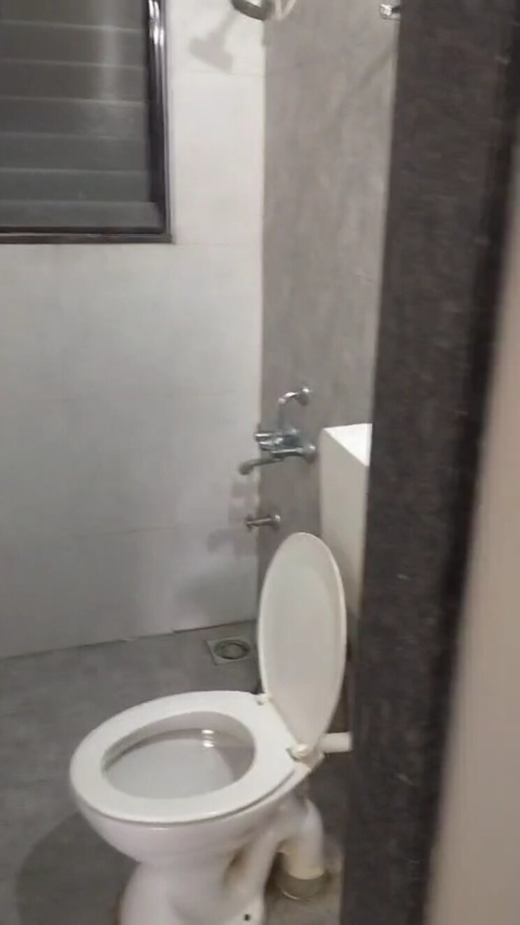 Bathroom, mumbai pune expressway Pg For Boys In Mumbai Pune Expressway 9016326