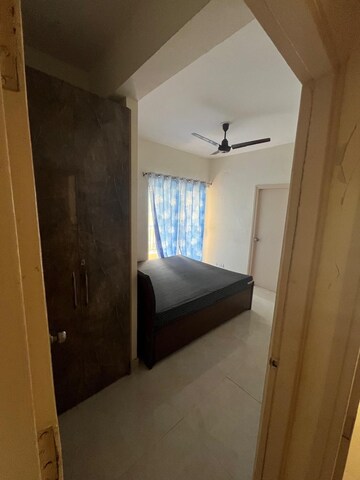 Room in 2 BHK Apartment at GLS Arawali Homes Phase 2, Sohna Sector 4 – for Rent