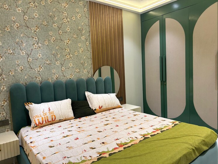 Bedroom, mahagun-mezzaria 4 Bedroom 4425 Sq.Ft. Apartment In Sector 78 Noida 9016350