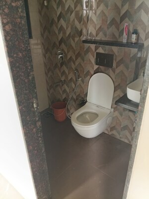 Bathroom in 1 BHK Apartment at Vipul Shanti Heights, Matunga – for Sale