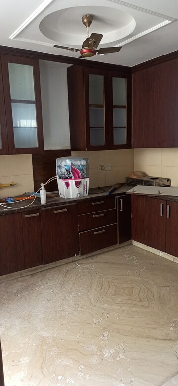 Kitchen in 4 BHK Apartment at Anand Niketan CGHS, Sector 52 – for Rent