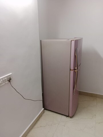 Room in 1 BHK Builder Floor at Saket – for Rent