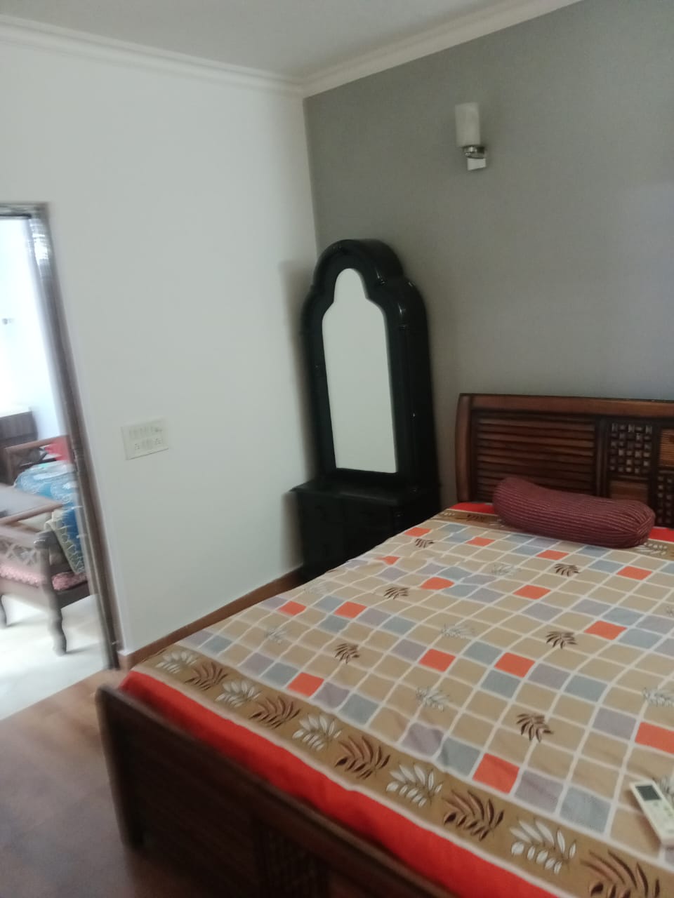 1 BHK Builder Floor For Rent in Saket