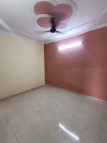 Room in 2 BHK Builder Floor at Govindpuri – for Rent