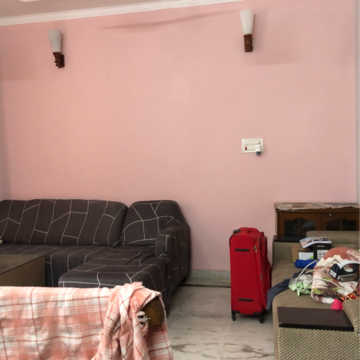 Furnished Amenities in 2.5 BHK Villa at Sector 21 – for Rent