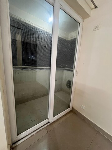 Bathroom in 3 BHK Apartment at Sikka Karnam Greens, Sector 143b – for Rent