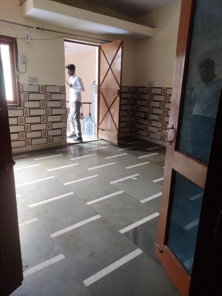 Balcony, sector 41 2 Bedroom 1200 Sq.Ft. Independent House In Sector 41 Noida 9016408