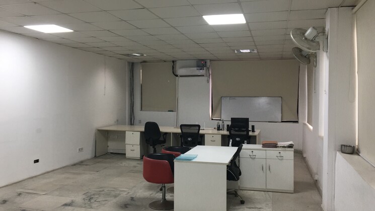 Team Area, sector 63 Commercial Office Space in IT/SEZ 29000 Sq.Ft. In Sector 63 Noida 9016393