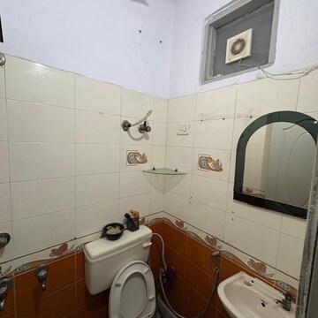 Bathroom in 2 BHK Builder Floor at Rohini Sector 24 – for Sale